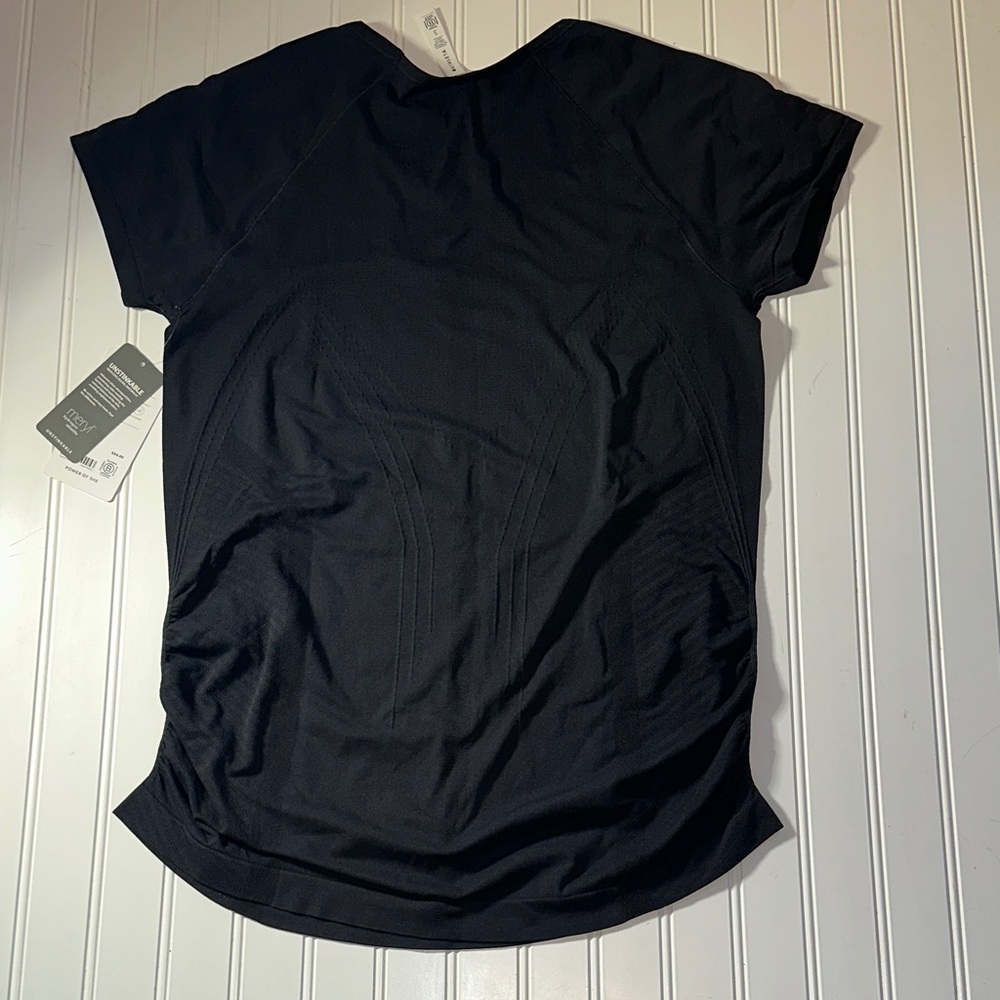 Athleta Black Short-Sleeve Performance Tee - Picture 2 of 10